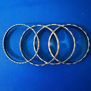 22CT Set of 5 Gold-Tone Textured Bangle Bracelets - Stamped